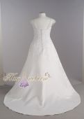 Большое и красивое свадебное платье с длинным шлейфом Style 9T8612